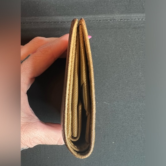 Authentic Prada wallet - Picture 6 of 12
